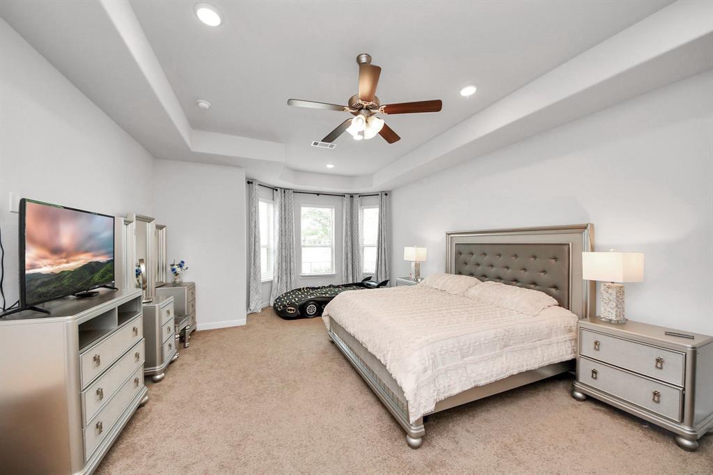 4834 Avalon Plantation Drive, Missouri City, Texas image 23