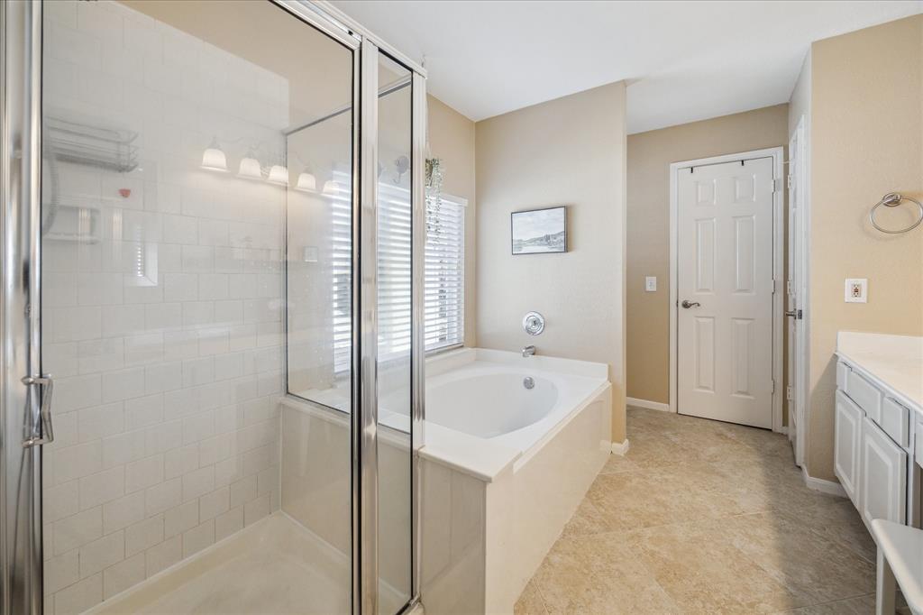 1307 Lamplight Trail Drive, Katy, Texas image 22