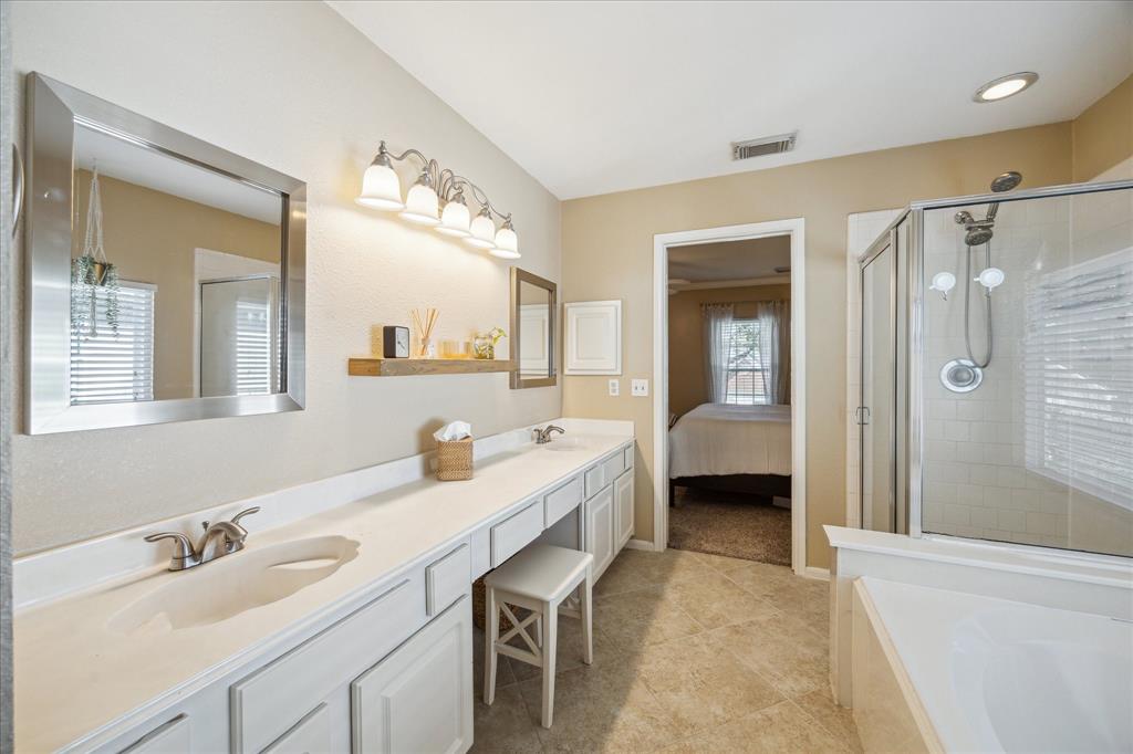 1307 Lamplight Trail Drive, Katy, Texas image 21