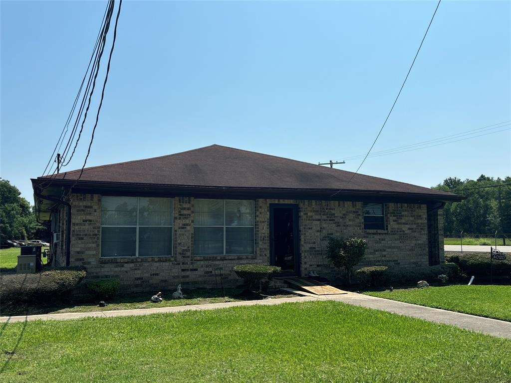 4020 Fannett Road, Beaumont, Texas image 1