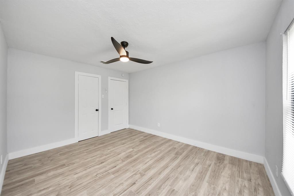 503 Schilling Street, Baytown, Texas image 39