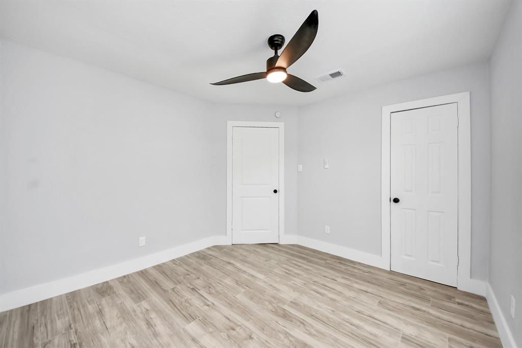 503 Schilling Street, Baytown, Texas image 43