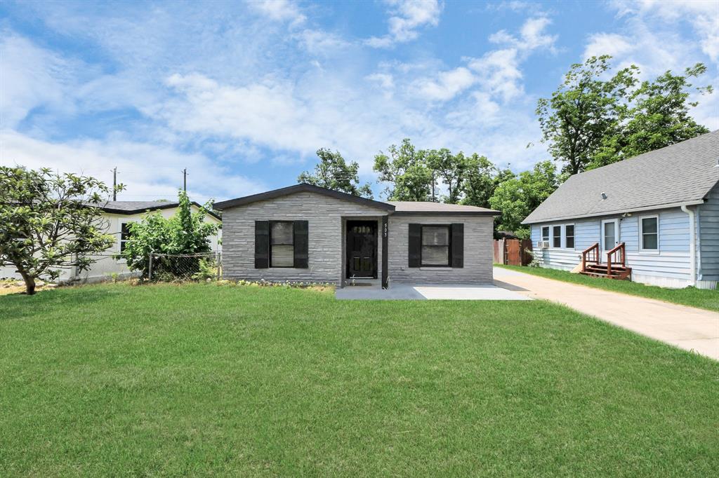 503 Schilling Street, Baytown, Texas image 4
