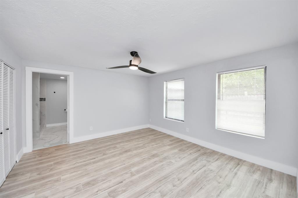 503 Schilling Street, Baytown, Texas image 30