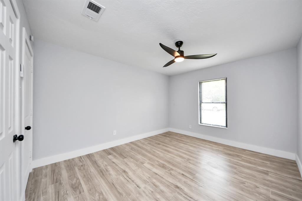 503 Schilling Street, Baytown, Texas image 40