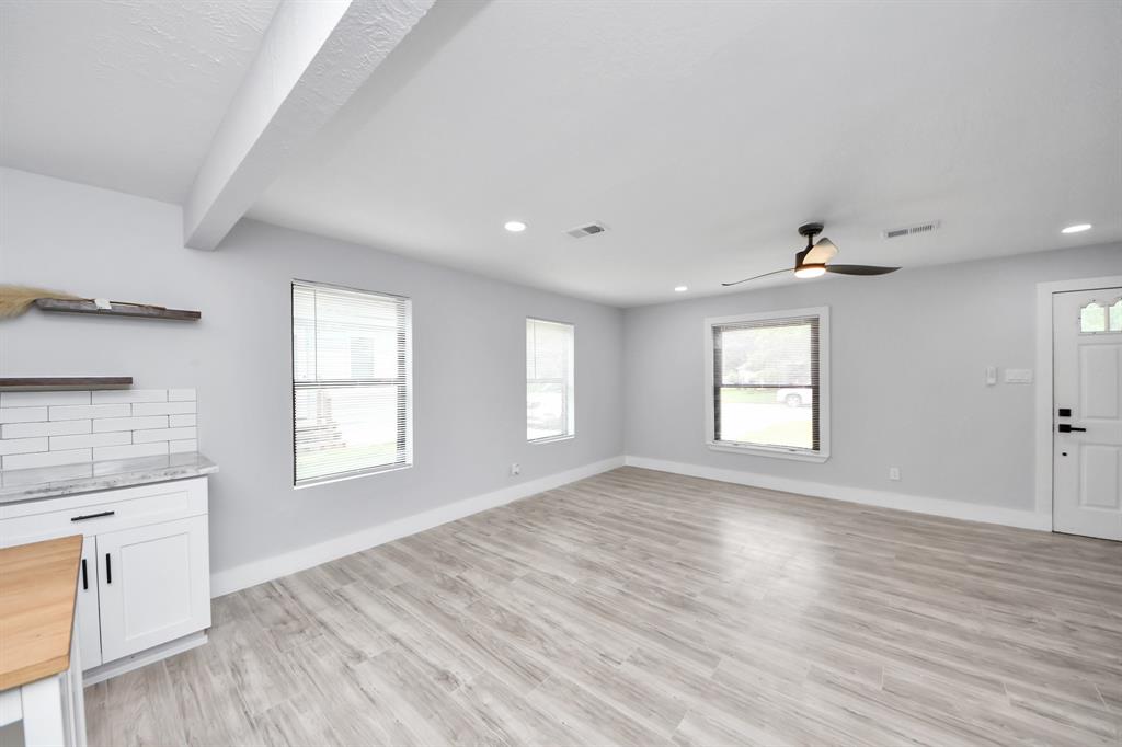 503 Schilling Street, Baytown, Texas image 18