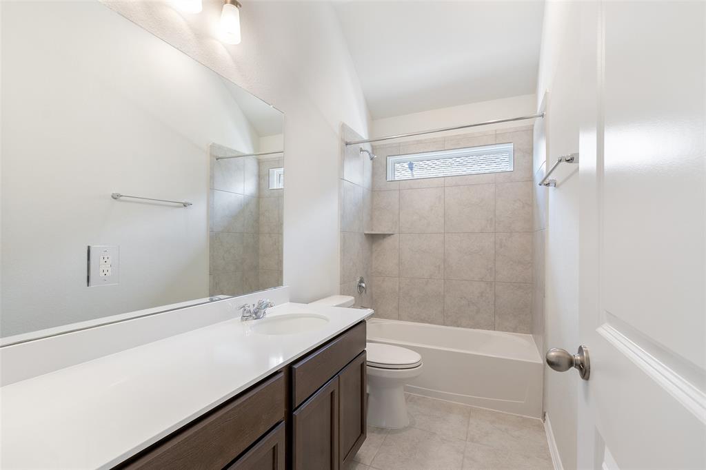 32326 Green Ash Drive, Waller, Texas image 16