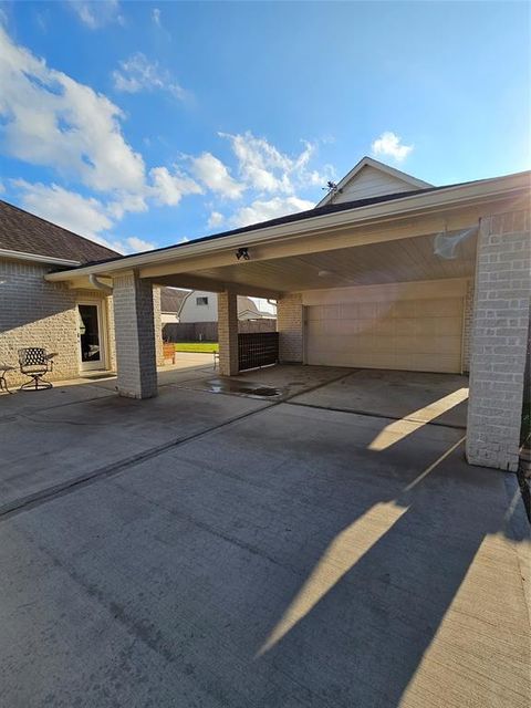 A home in Manvel