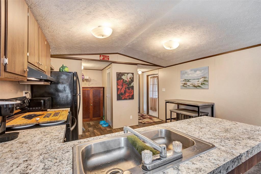 749 Bradford Street, Conroe, Texas image 11