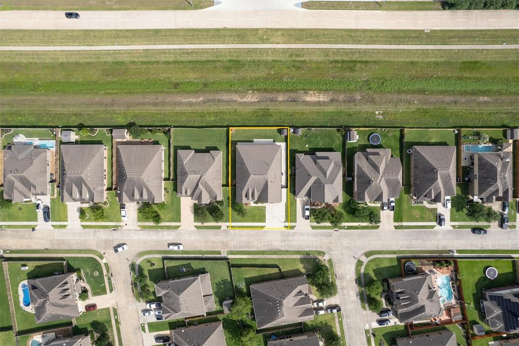 11822 Pearl Lane, Mont Belvieu, Texas image 38
