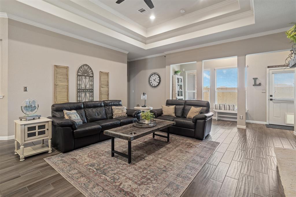 11822 Pearl Lane, Mont Belvieu, Texas image 7