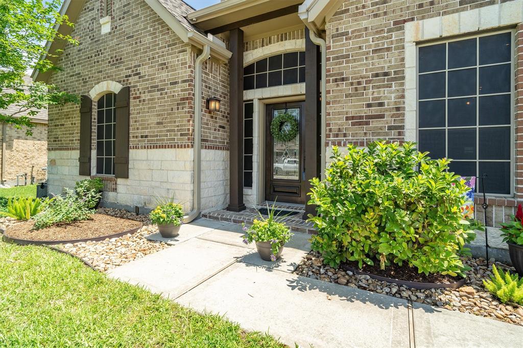 11822 Pearl Lane, Mont Belvieu, Texas image 4