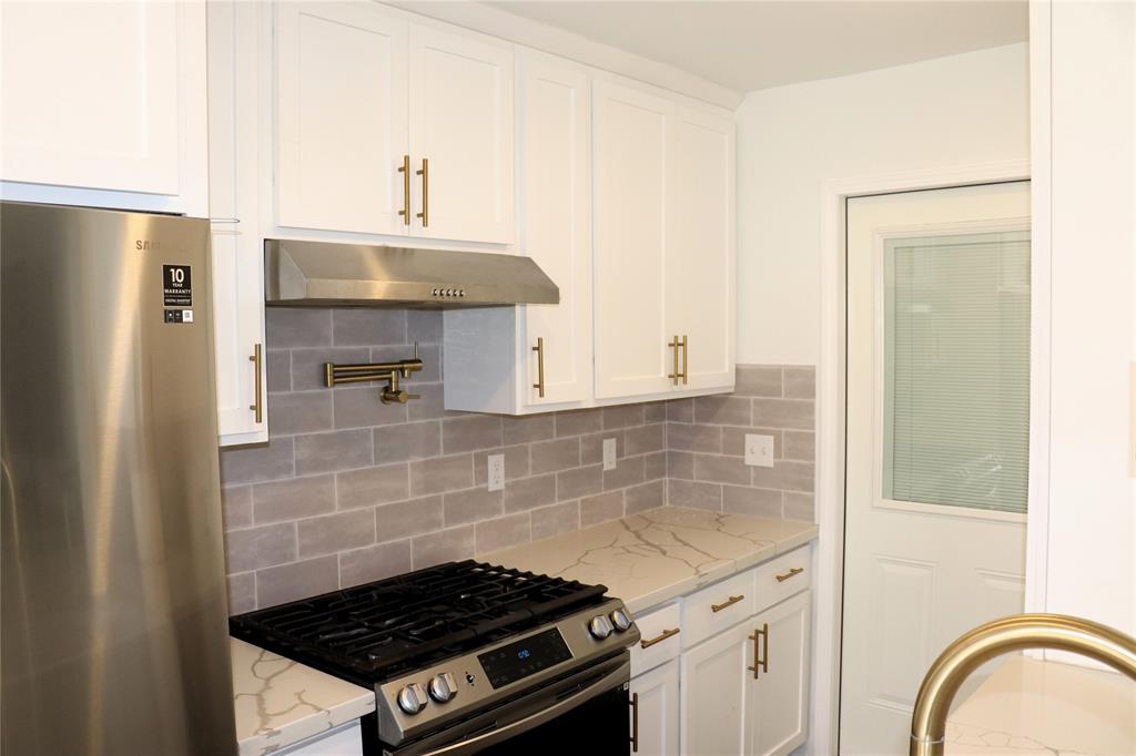 9750 Ebb Street, Houston, Texas image 12