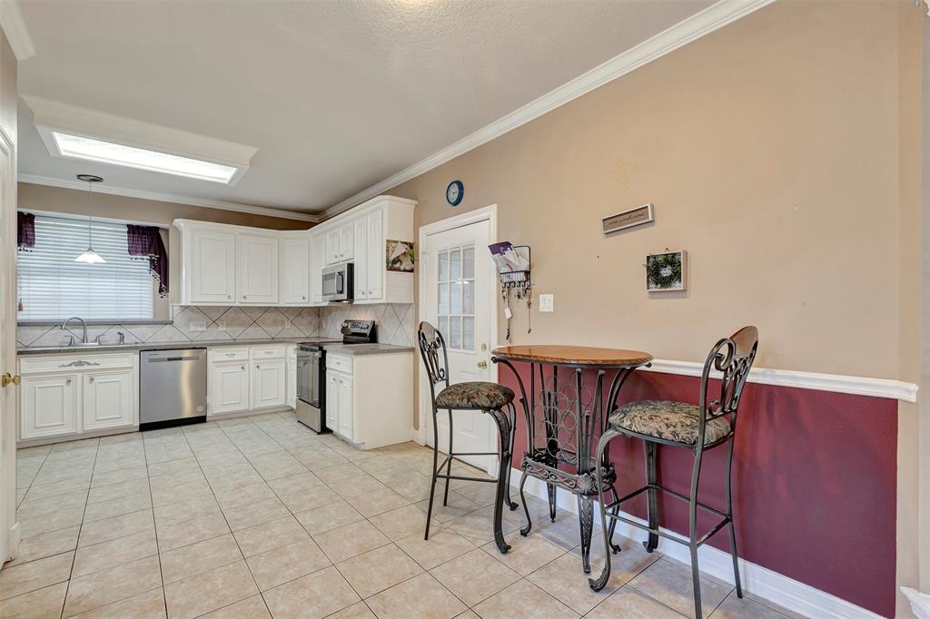 9822 El Chaco Street, Baytown, Texas image 19