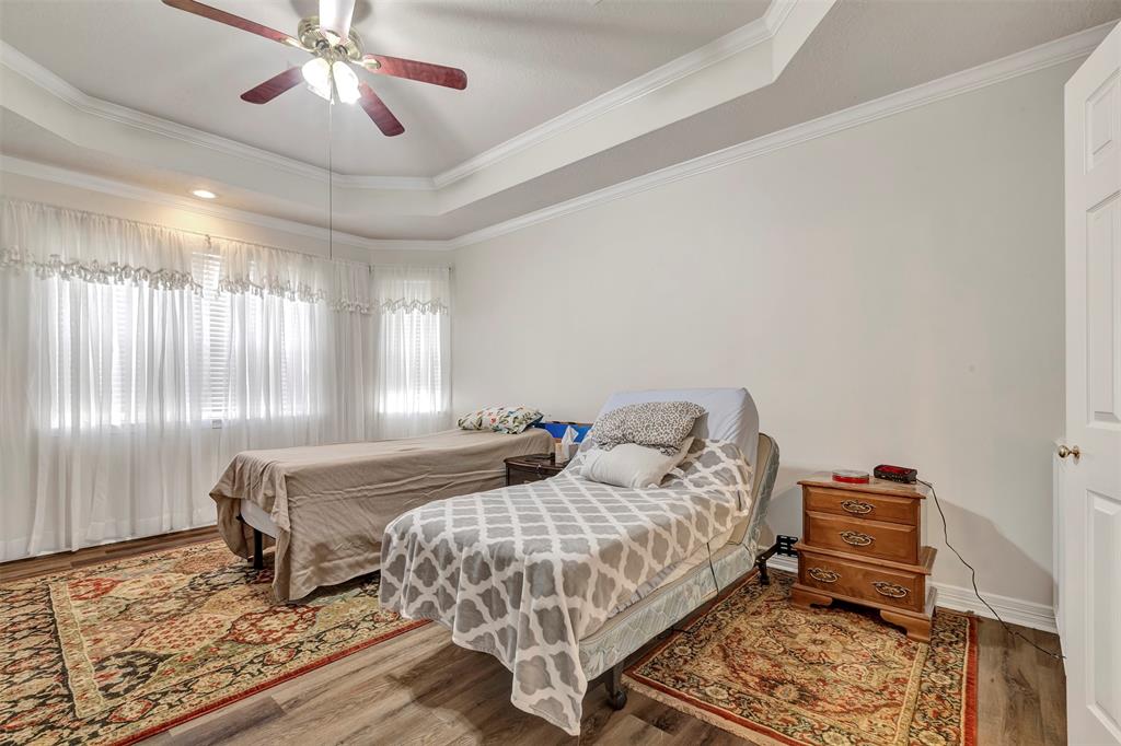 9822 El Chaco Street, Baytown, Texas image 21