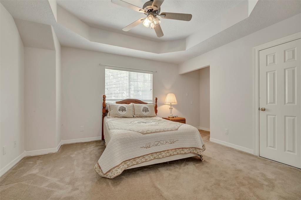 9822 El Chaco Street, Baytown, Texas image 28