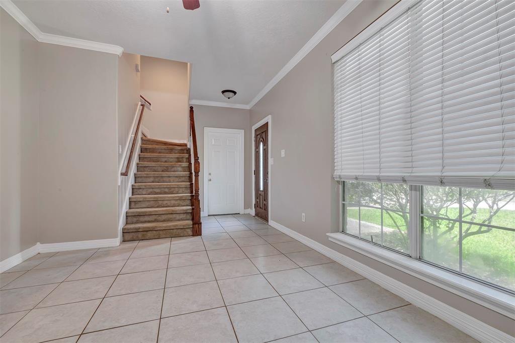 9822 El Chaco Street, Baytown, Texas image 33