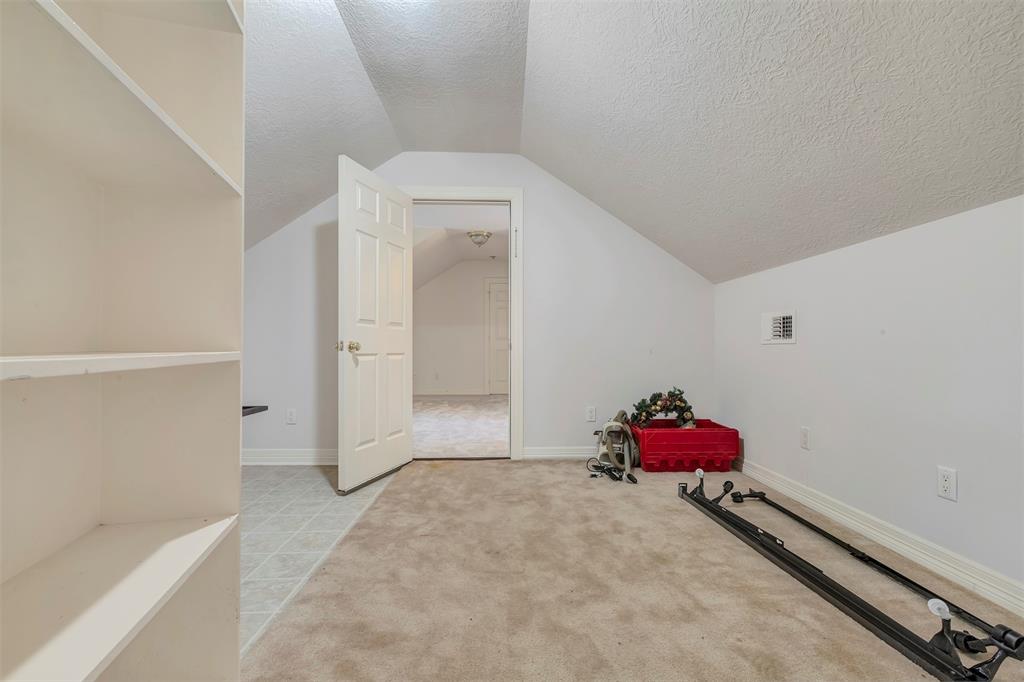 9822 El Chaco Street, Baytown, Texas image 31