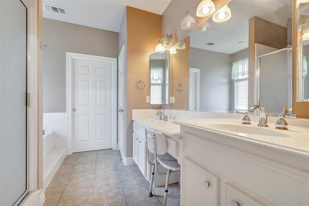 9822 El Chaco Street, Baytown, Texas image 22