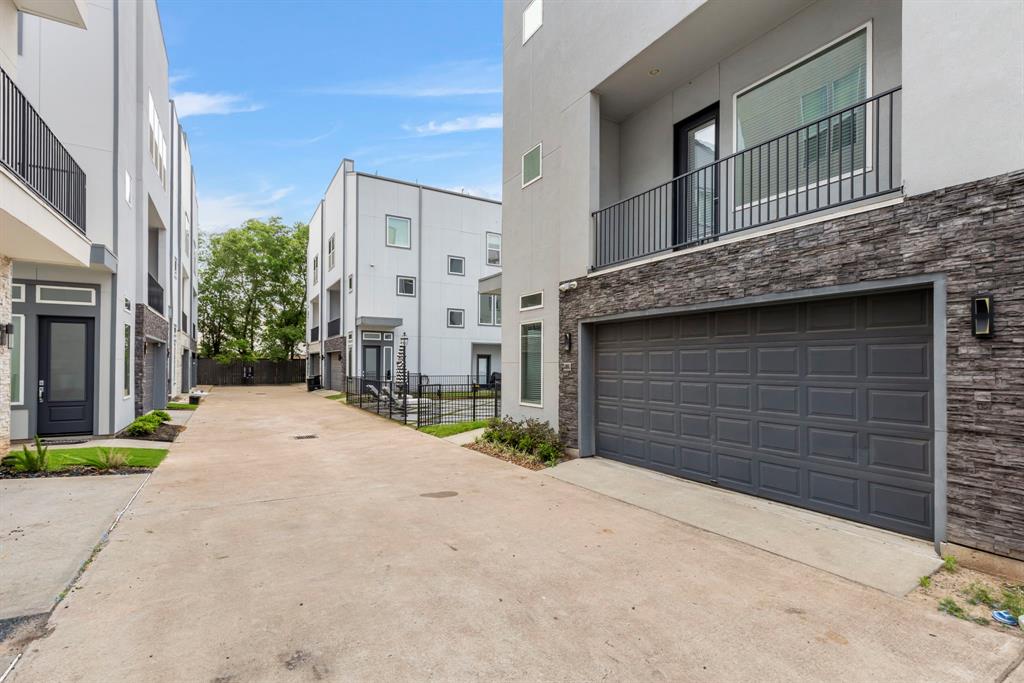 8409 Hempstead Road #H, Houston, Texas image 34