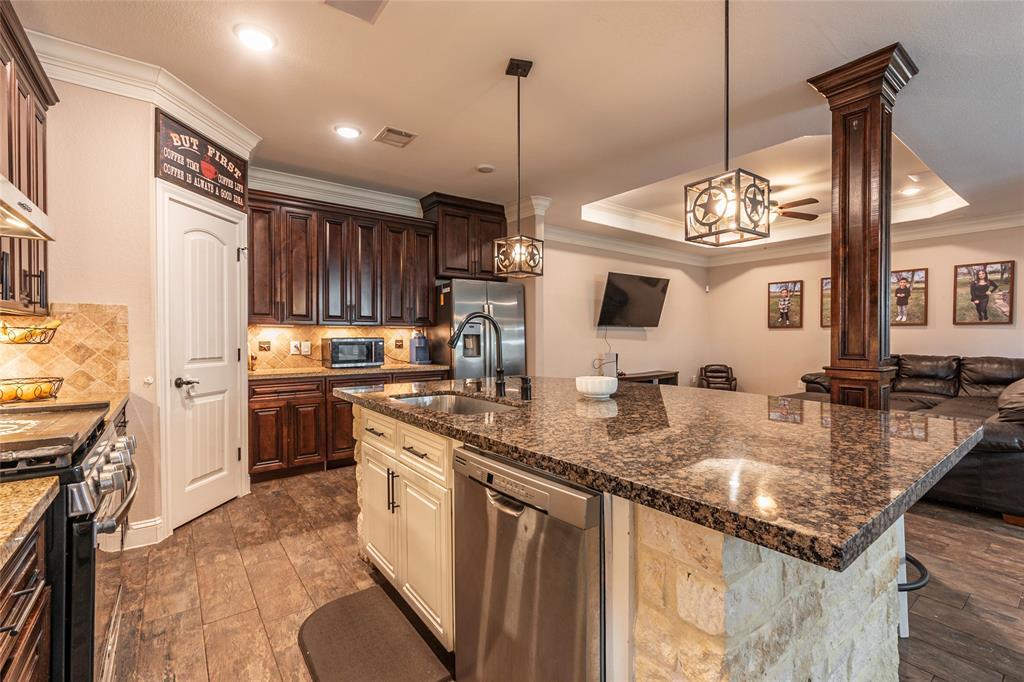 2323 Foley Road, Crosby, Texas image 8