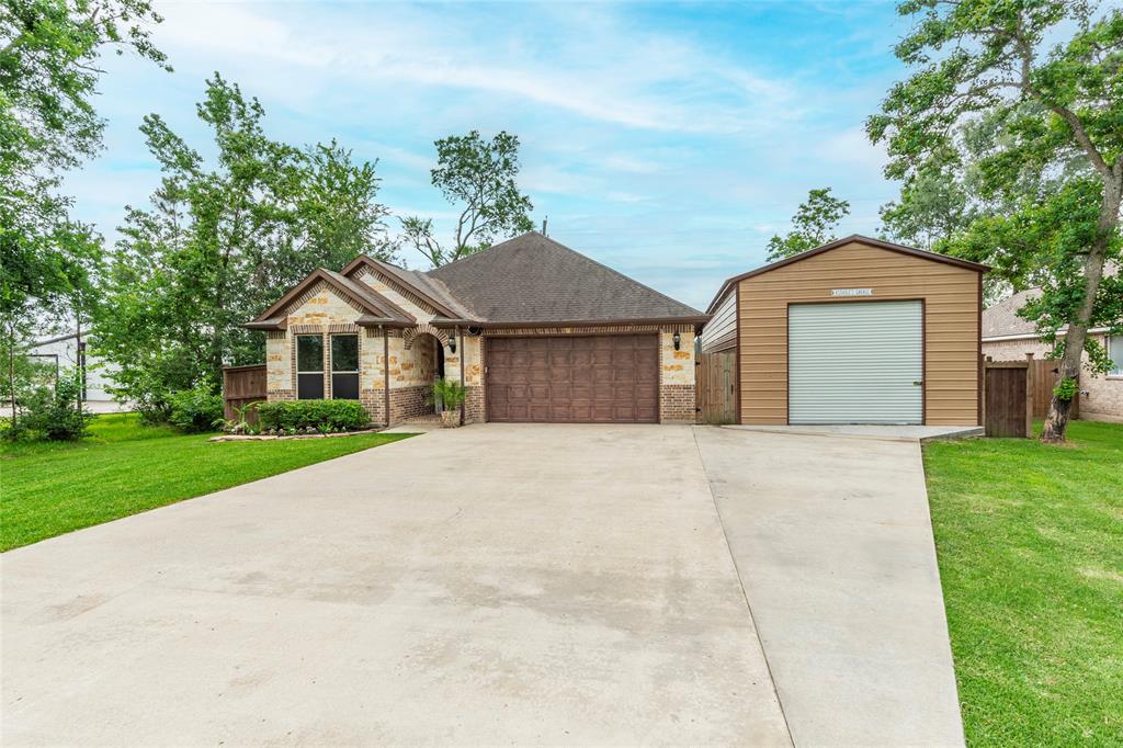 2323 Foley Road, Crosby, Texas image 3
