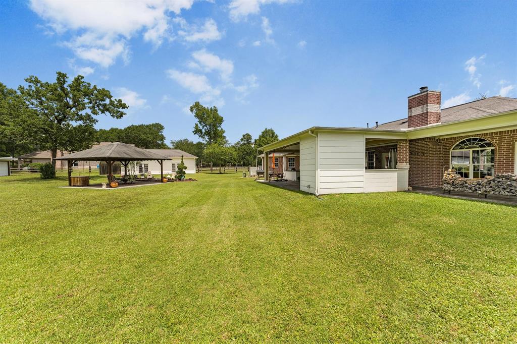 33519 Hillside Drive, Pinehurst, Texas image 46