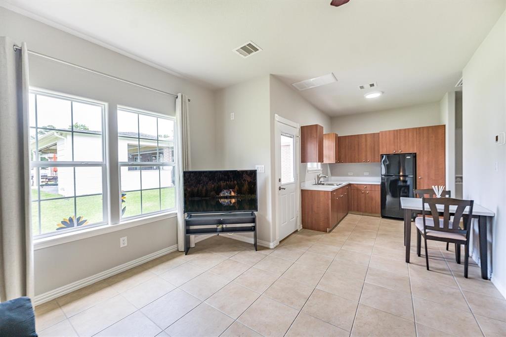 33519 Hillside Drive, Pinehurst, Texas image 36