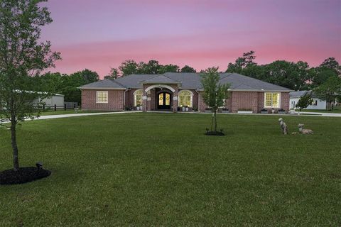 33519 Hillside Drive Pinehurst TX 77362