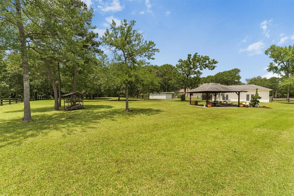 33519 Hillside Drive, Pinehurst, Texas image 47