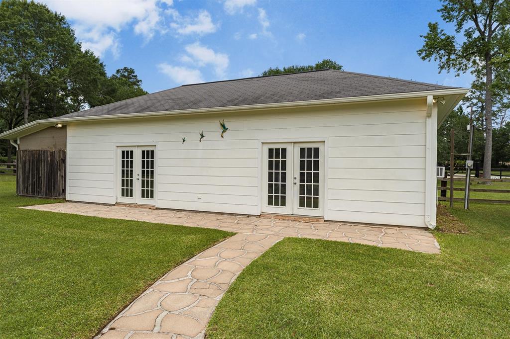 33519 Hillside Drive, Pinehurst, Texas image 41