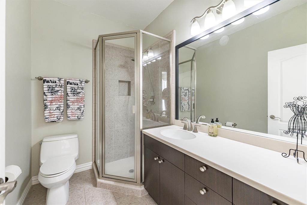 33519 Hillside Drive, Pinehurst, Texas image 24