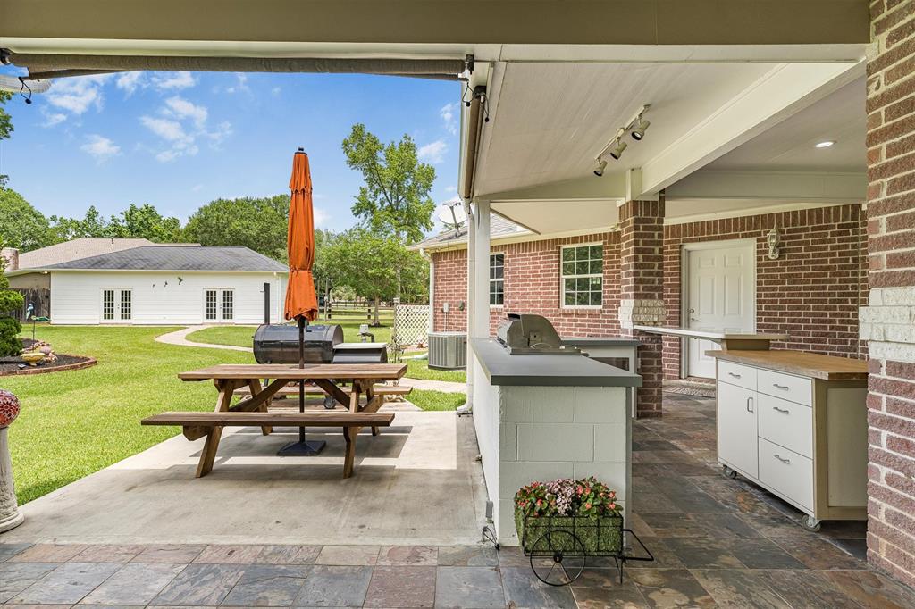 33519 Hillside Drive, Pinehurst, Texas image 39