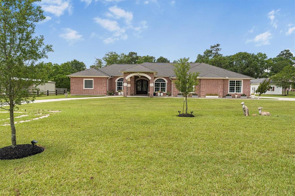 33519 Hillside Drive, Pinehurst, Texas image 6