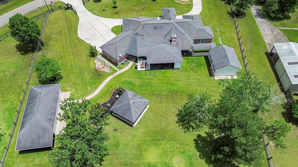 33519 Hillside Drive, Pinehurst, Texas image 48