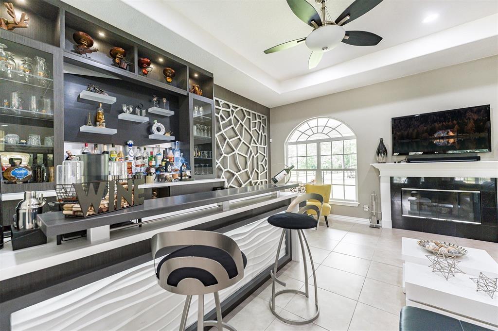 33519 Hillside Drive, Pinehurst, Texas image 13