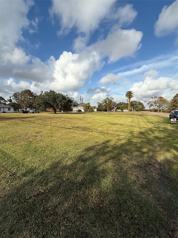 1718 Avenue T Avenue, Freeport, Texas image 9