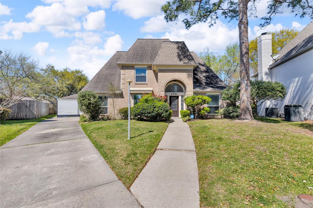 2701 Saint Andrews Place, League City, Texas image 1