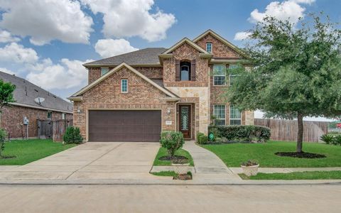 Single Family Residence in Pearland TX 1908 Gianna Bella Court.jpg