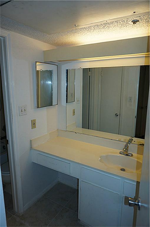2121 Hepburn Street #302, Houston, Texas image 9
