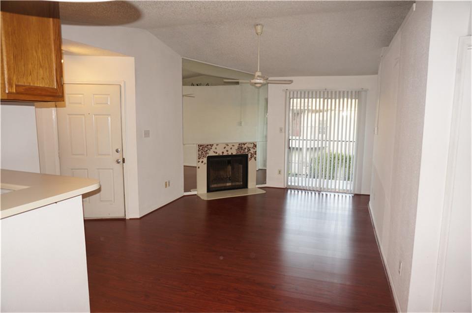 2121 Hepburn Street #302, Houston, Texas image 2