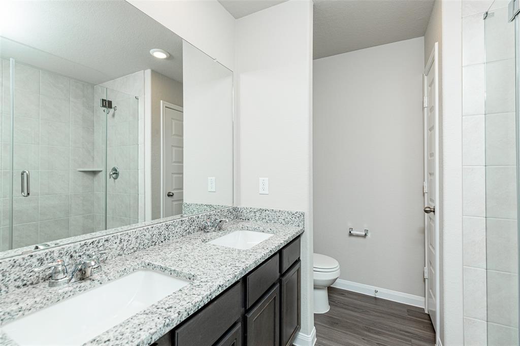 5111 Shelby Katherine Drive, Rosharon, Texas image 15