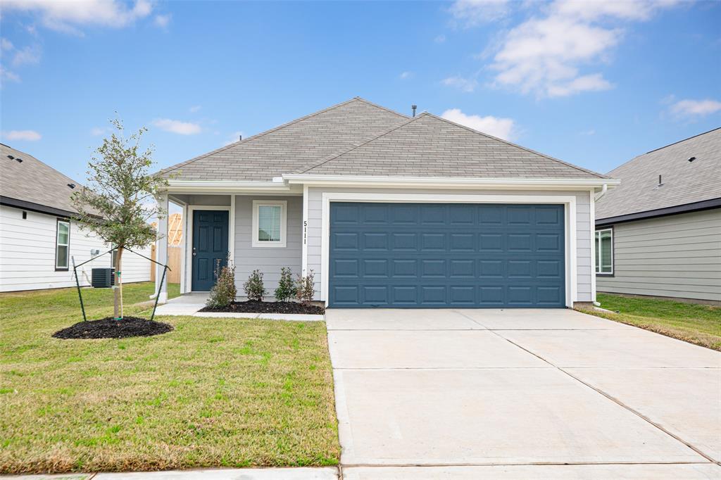5111 Shelby Katherine Drive, Rosharon, Texas image 2