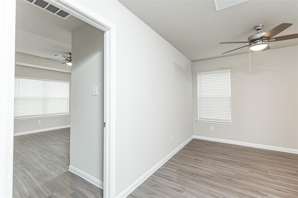 5111 Shelby Katherine Drive, Rosharon, Texas image 11