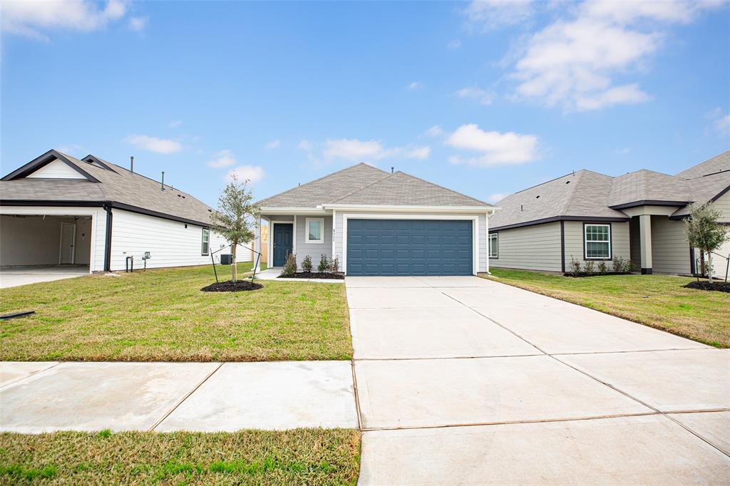 5111 Shelby Katherine Drive, Rosharon, Texas image 1