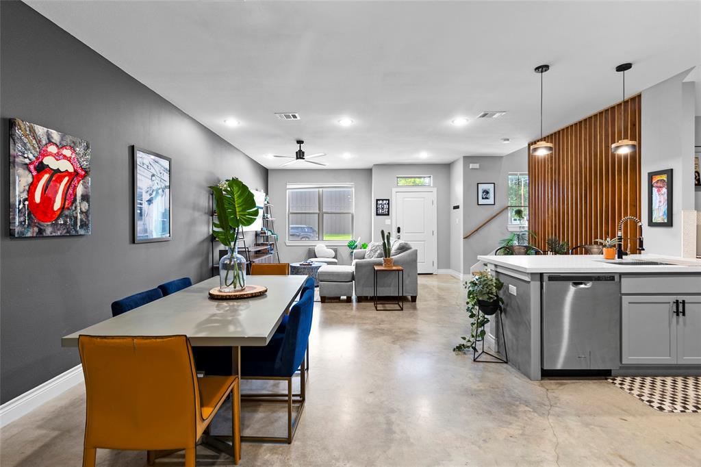 301 W 31st Street 103
