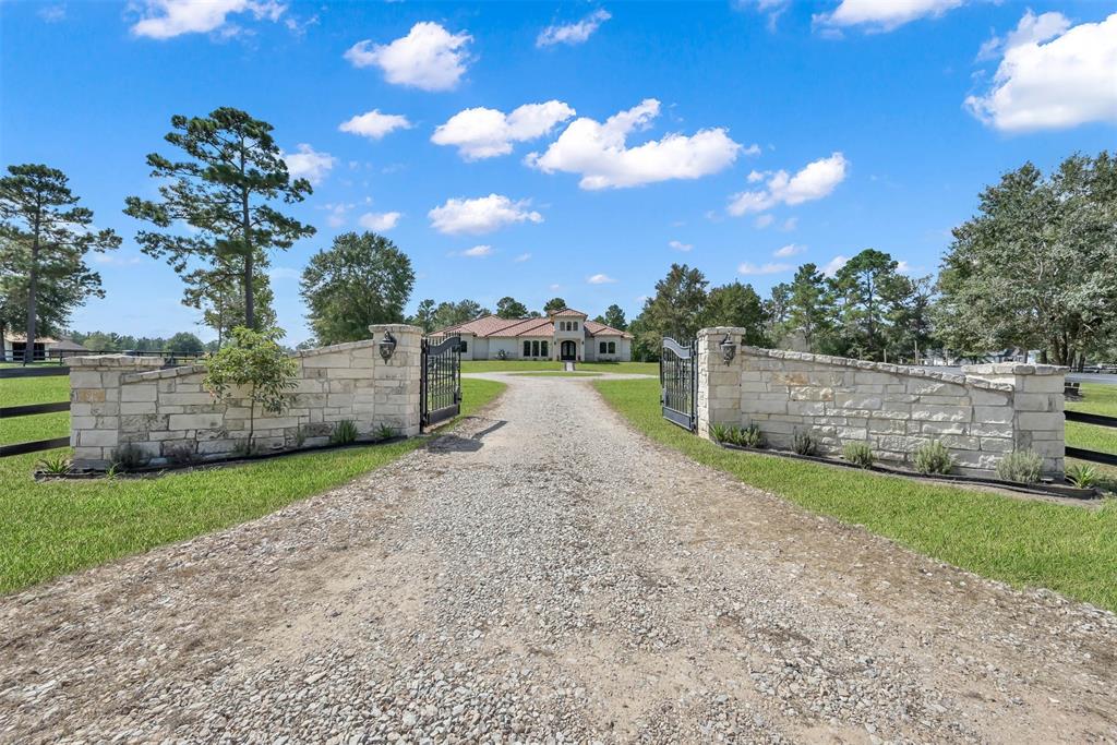 10105 Heritage Ranch Road, Conroe, Texas image 2