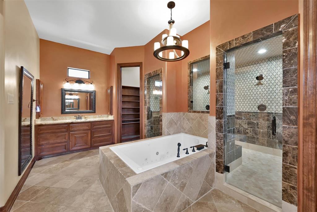 10105 Heritage Ranch Road, Conroe, Texas image 23