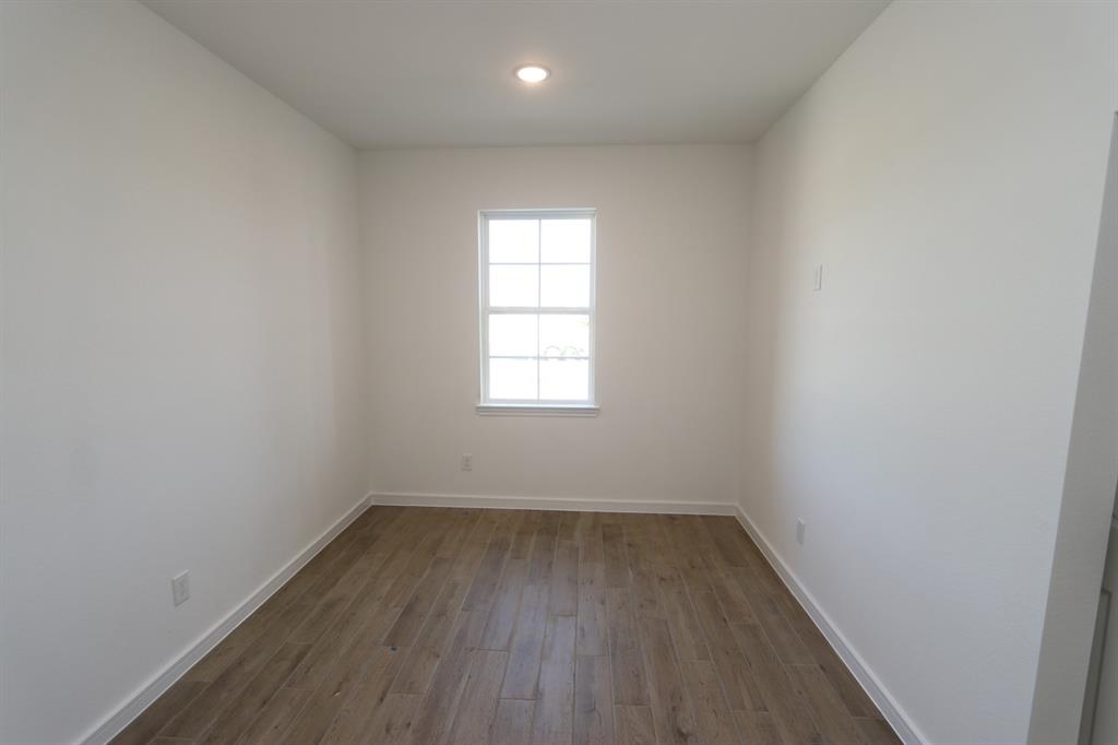 12618 Old Fashion Circle, Mont Belvieu, Texas image 3