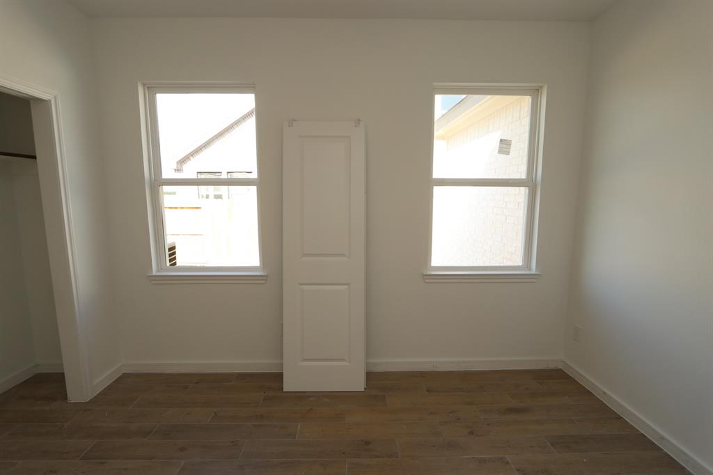 12618 Old Fashion Circle, Mont Belvieu, Texas image 11